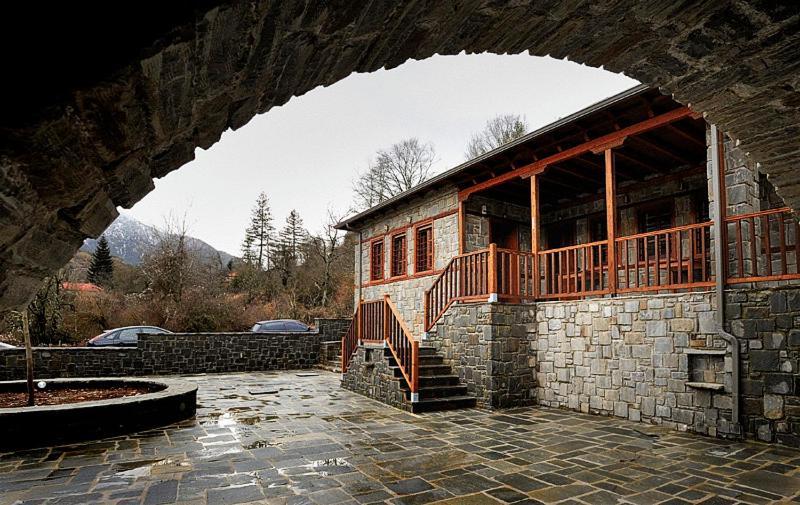 Kerasies Guesthouse Vovousa エクステリア 写真