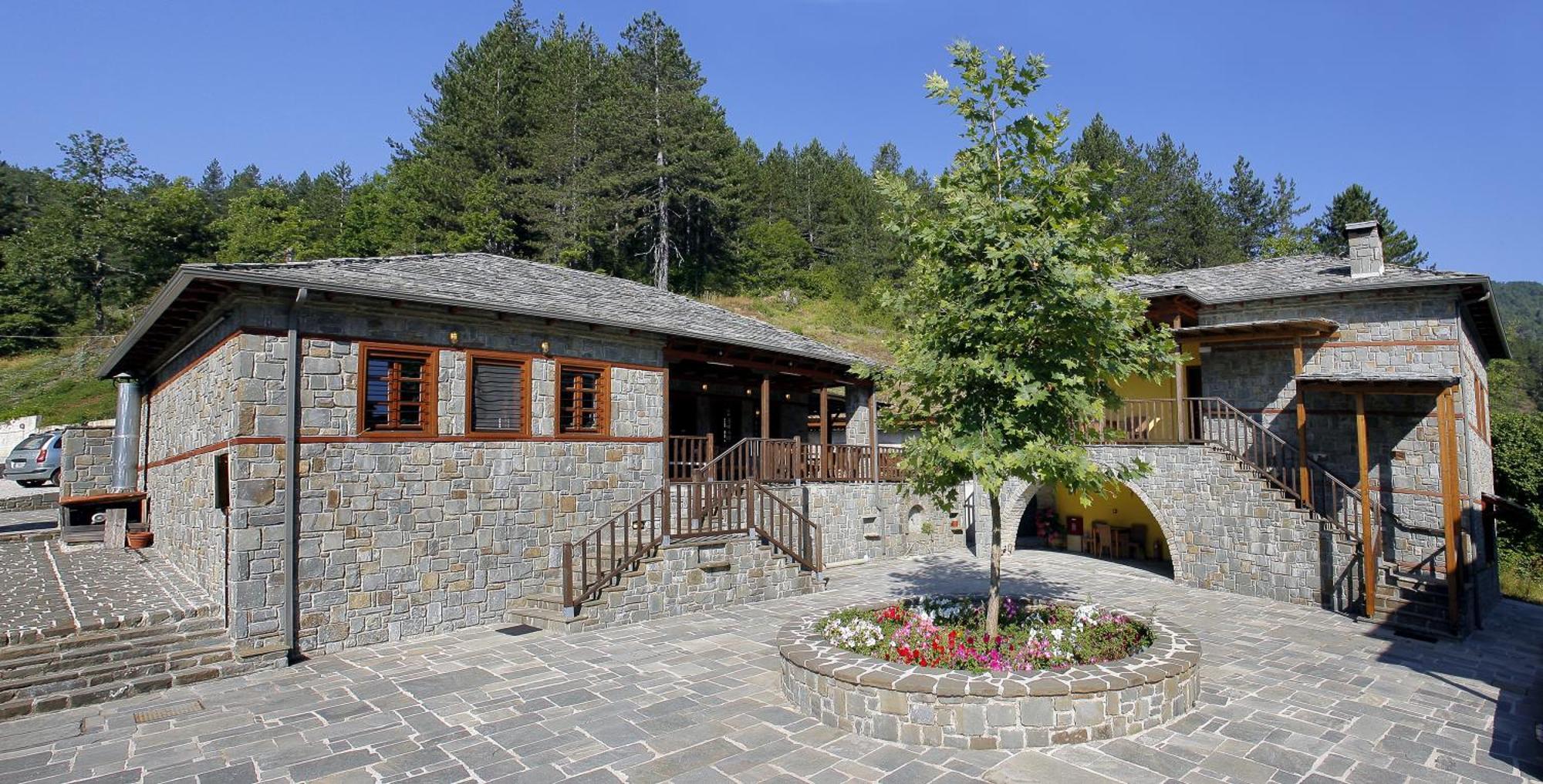 Kerasies Guesthouse Vovousa エクステリア 写真