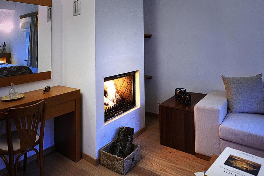 Kerasies Guesthouse Vovousa エクステリア 写真